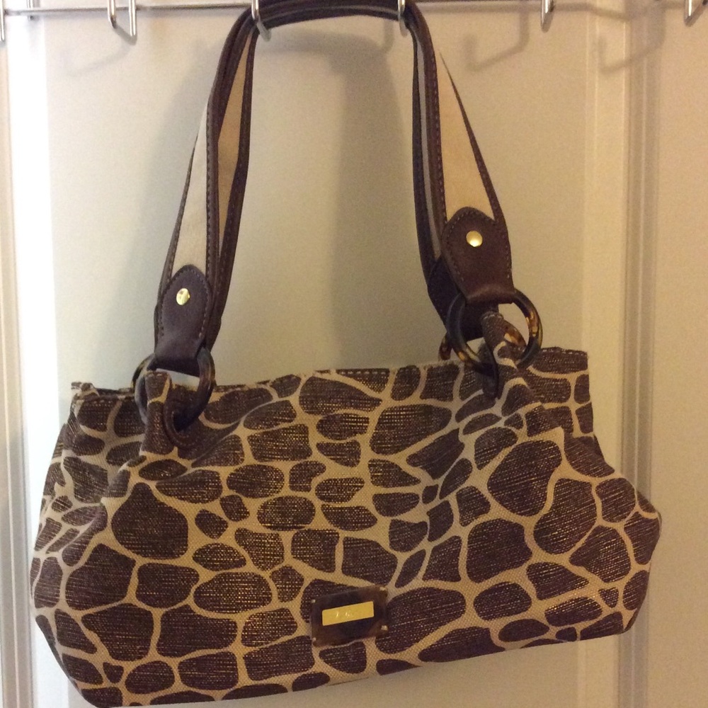 Relic handbag